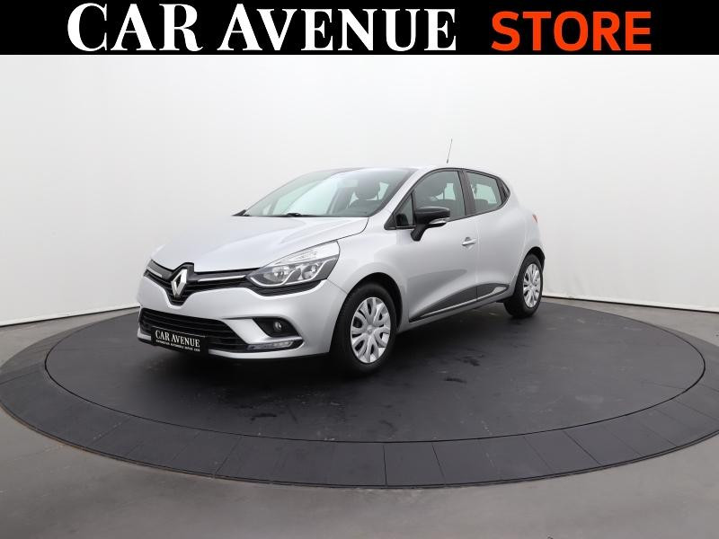 Used RENAULT Clio 1.5 dCi 90ch energy Business 82g 5p 2018 Blanc € 10990 in Lesménils