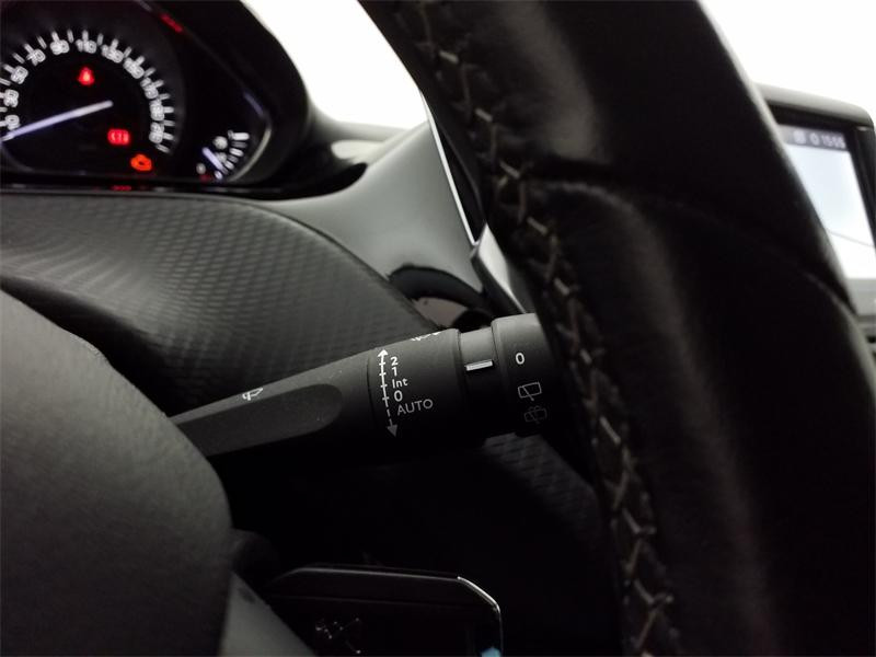 Occasion PEUGEOT 2008 1.2 PureTech 82ch E6.c Allure 2019 Gris Platinium 10990 € à Lesménils