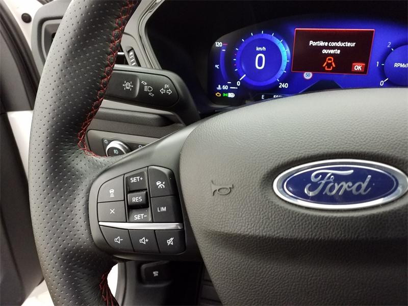 Used FORD Kuga 2.0 EcoBlue 150ch mHEV ST-Line X 2020 Blanc Glacier € 21990 in Lesménils