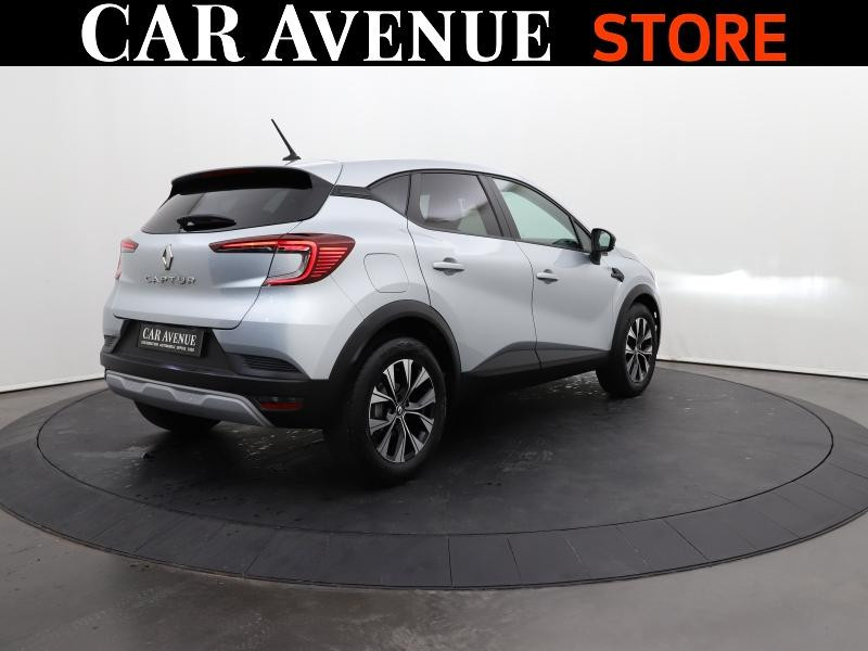 Used RENAULT Captur 1.0 TCe 90ch Evolution 2023 Gris Highland € 17490 in Lesménils