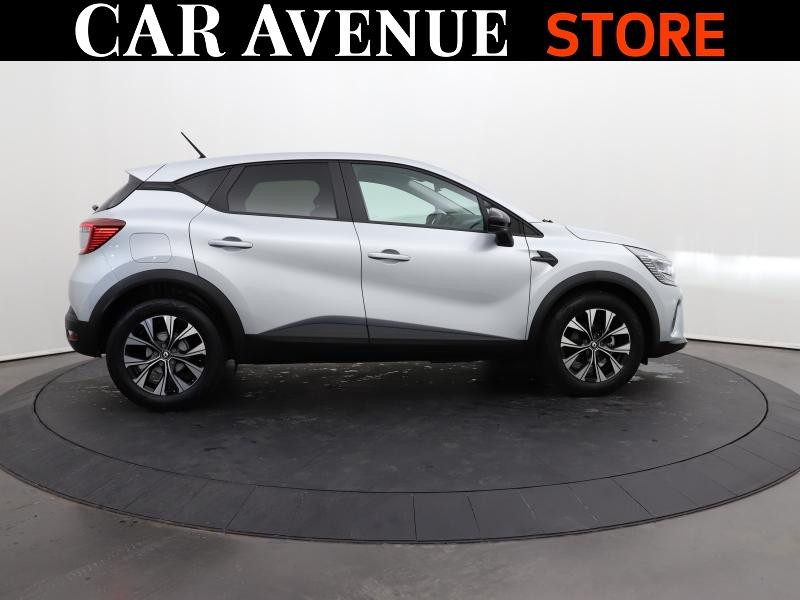 Used RENAULT Captur 1.0 TCe 90ch Evolution 2023 Gris Highland € 17490 in Lesménils