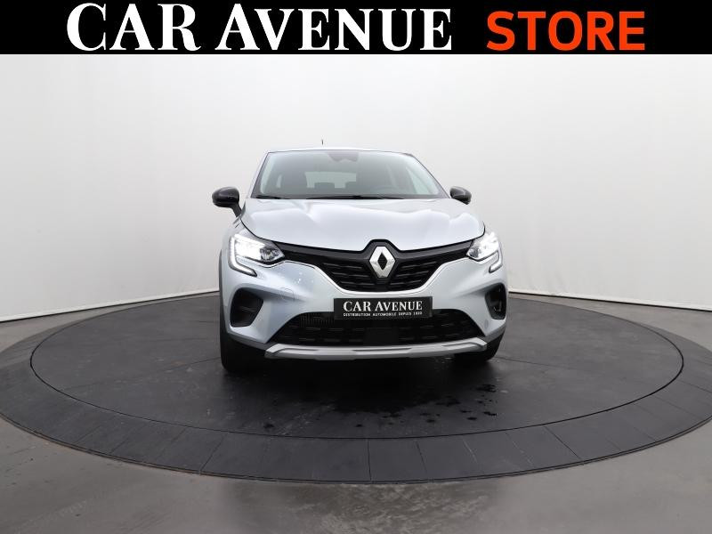 Used RENAULT Captur 1.0 TCe 90ch Evolution 2023 Gris Highland € 17490 in Lesménils