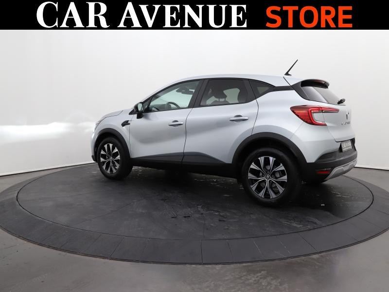 Used RENAULT Captur 1.0 TCe 90ch Evolution 2023 Gris Highland € 17490 in Lesménils