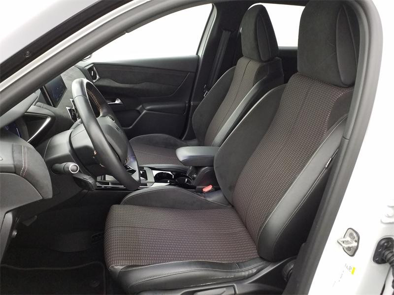 Used DS DS 3 Crossback E-Tense Performance Line + 2020 Blanc Perle Nacré - Toit Noir Perla N. € 15490 in Lesménils