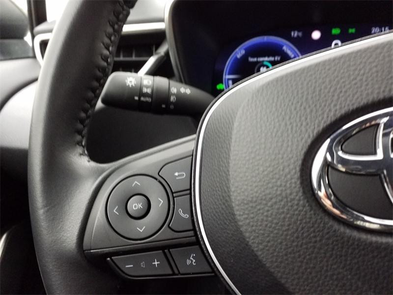 Occasion TOYOTA Corolla Touring Spt 1.8 140ch Dynamic Business MY24 2023 Gris Atlas métallisé 26490 € à Lesménils