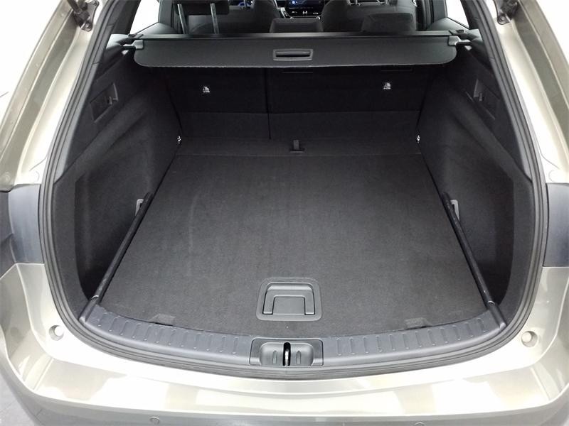 Occasion TOYOTA Corolla Touring Spt 1.8 140ch Dynamic Business MY24 2023 Gris Atlas métallisé 26490 € à Lesménils