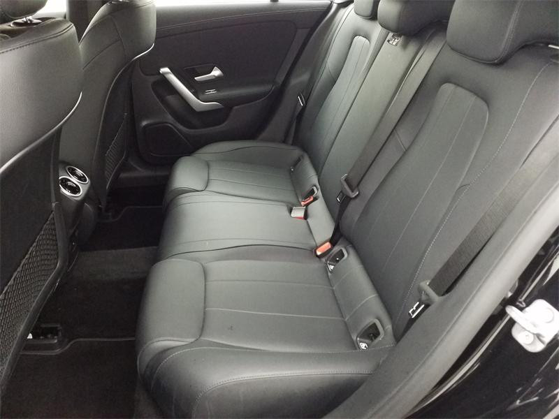 Occasion MERCEDES-BENZ CLA Shooting Brake 180 d 116ch Progressive Line 8G-DCT 2023 Noir cosmos métallisé 32490 € à Lesménils