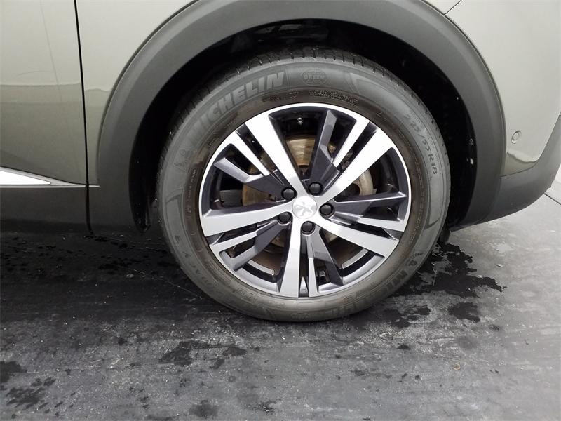 Occasion PEUGEOT 3008 1.2 PureTech 130ch E6.c GT Line S&S 2019 Noir 17490 € à Lesménils