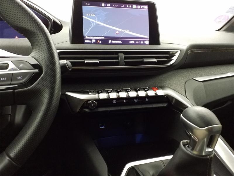 Occasion PEUGEOT 3008 1.2 PureTech 130ch E6.c GT Line S&S 2019 Noir 17490 € à Lesménils