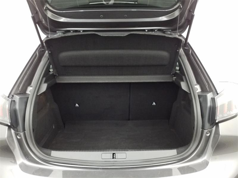 Occasion PEUGEOT 208 1.2 PureTech 100ch S&S Allure 2022 Gris Platinium (M) 14240 € à Lesménils