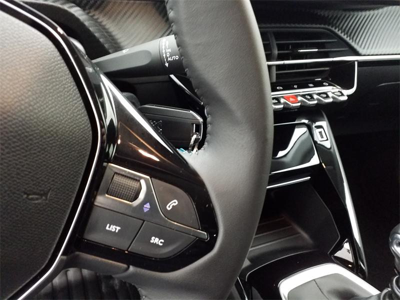 Occasion PEUGEOT 208 1.2 PureTech 100ch S&S Allure 2023 Gris Artense (M) 15790 € à Lesménils