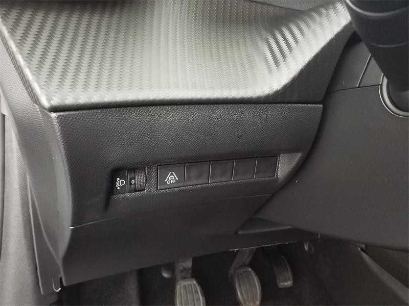 Occasion PEUGEOT 208 1.2 PureTech 100ch S&S Allure 2023 Gris Artense (M) 15790 € à Lesménils