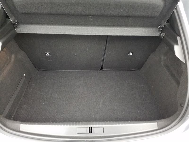 Occasion PEUGEOT 208 1.2 PureTech 100ch S&S Allure 2023 Gris Artense (M) 15790 € à Lesménils