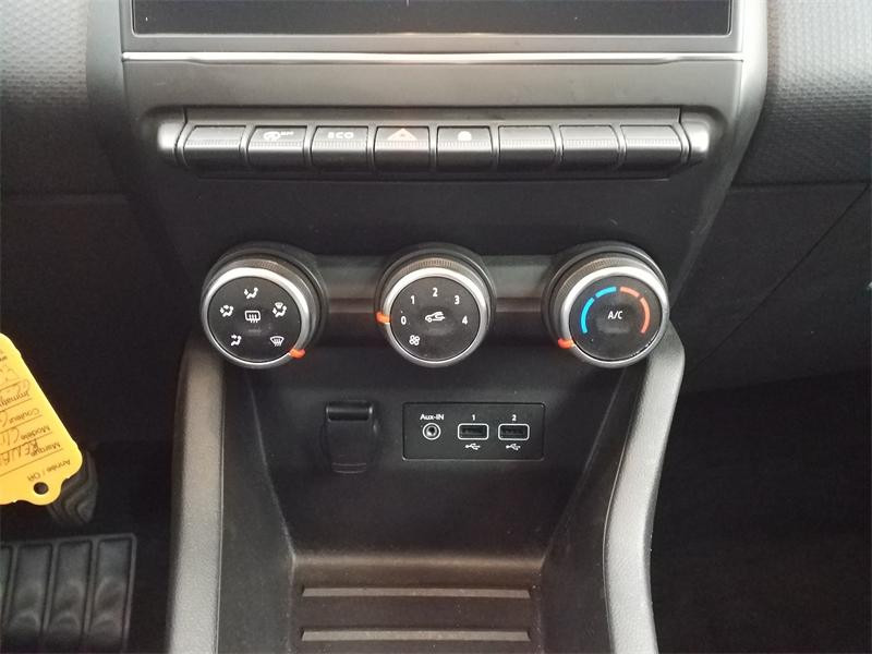 Occasion RENAULT Clio 1.0 TCe 90ch Business -21N 2021 Gris Platine 13290 € à Lesménils