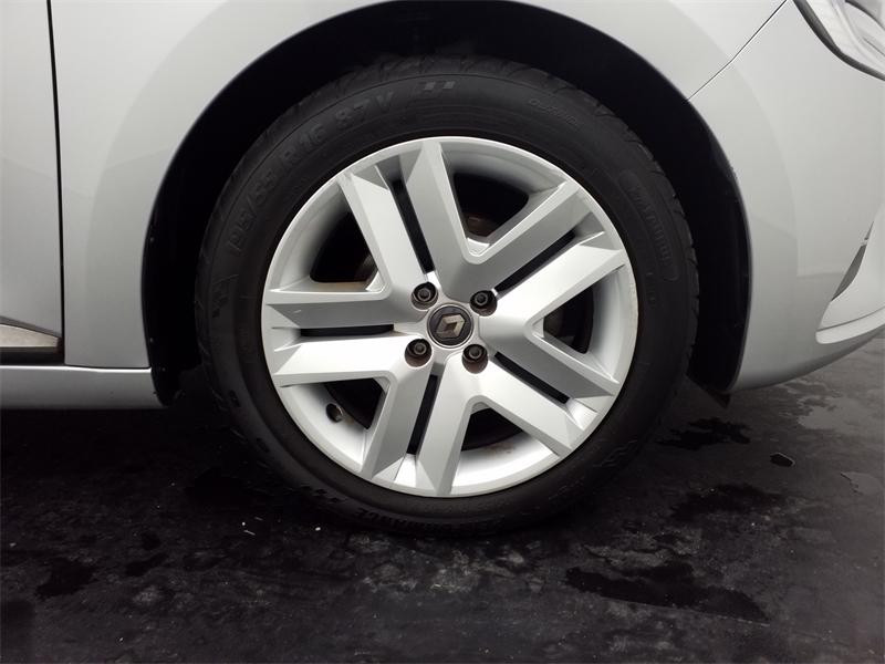 Occasion RENAULT Clio 1.0 TCe 90ch Business -21N 2021 Gris Platine 13290 € à Lesménils