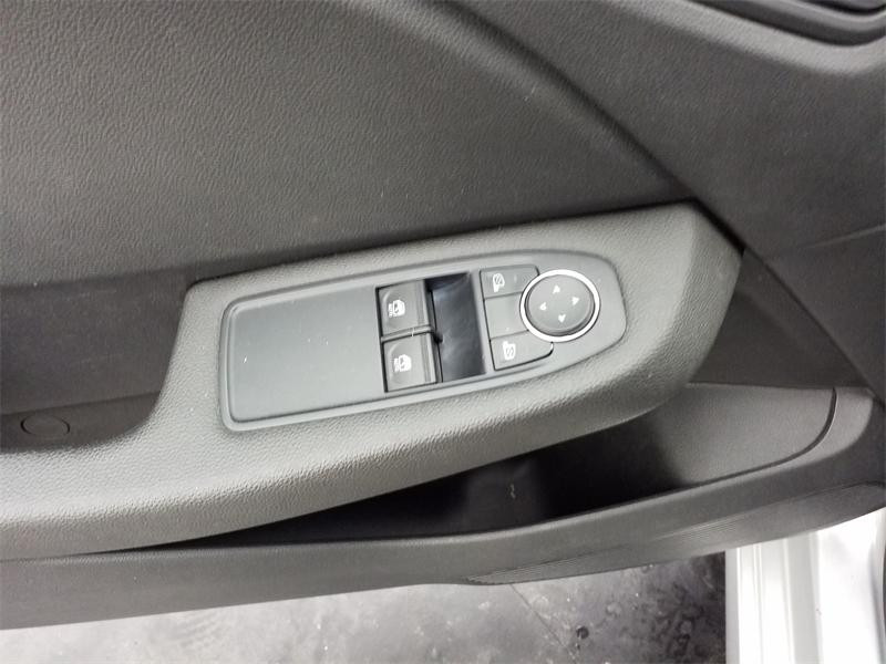 Occasion RENAULT Clio 1.0 TCe 90ch Business -21N 2021 Gris Platine 13290 € à Lesménils
