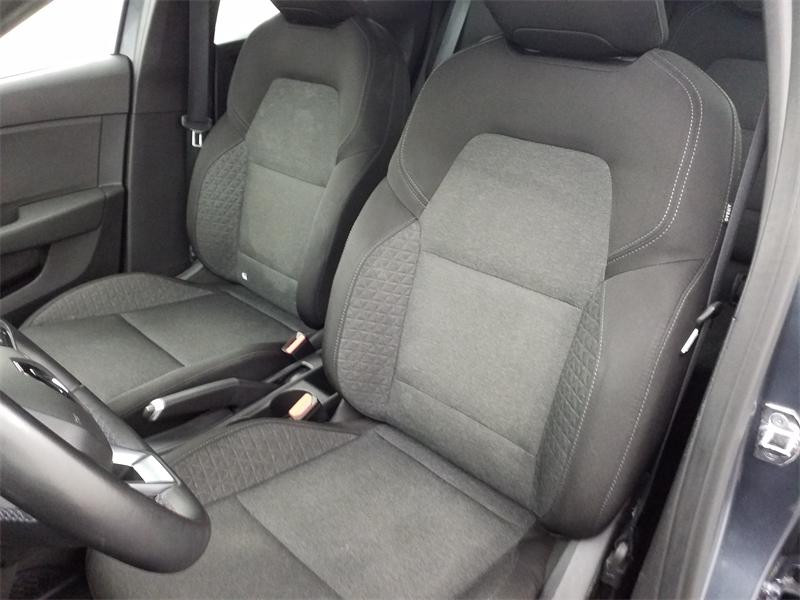 Occasion RENAULT Clio 1.0 TCe 90ch Business -21N 2021 Gris Platine 13140 € à Lesménils