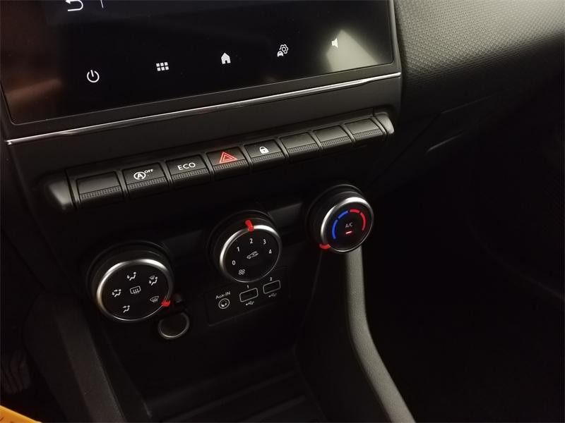 Occasion RENAULT Clio 1.0 TCe 90ch Business -21N 2021 Gris Platine 13140 € à Lesménils