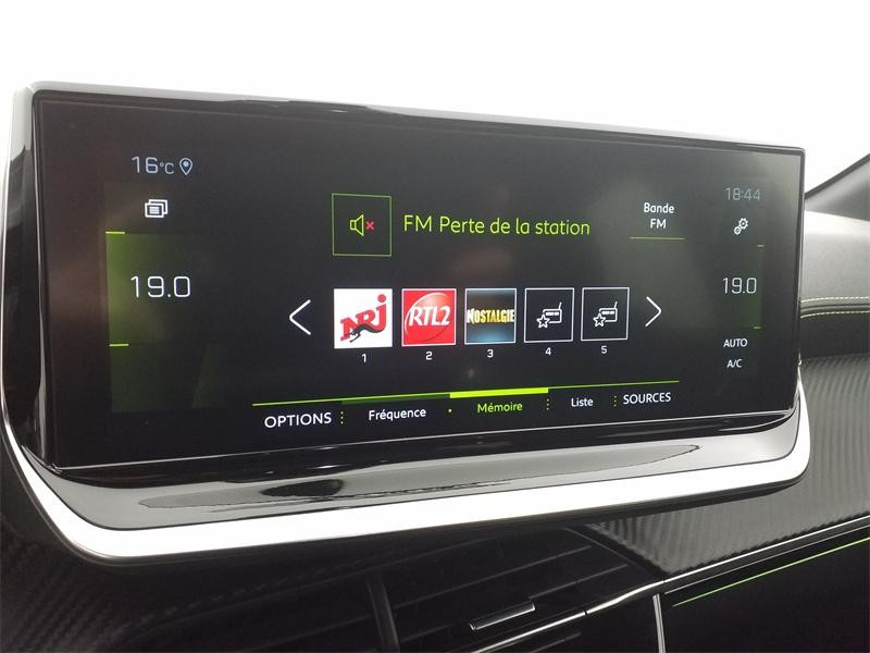 Occasion PEUGEOT 208 1.2 PureTech 100ch S&S GT 2021 Jaune 14590 € à Lesménils