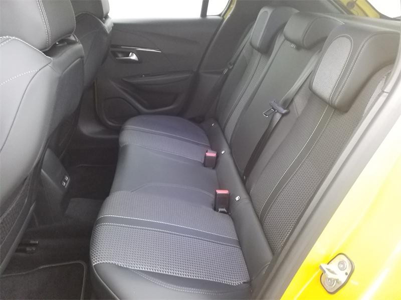 Occasion PEUGEOT 208 1.2 PureTech 100ch S&S GT 2021 Jaune 14590 € à Lesménils