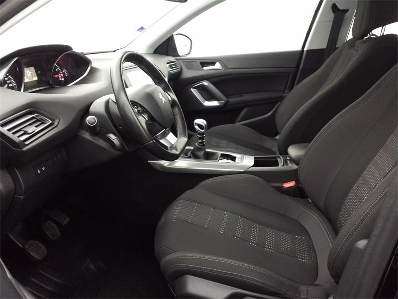 Occasion PEUGEOT 308 1.2 Puretech 130ch Allure S&S 5p 2015 Noir Perla Nera 9390 € à Lesménils