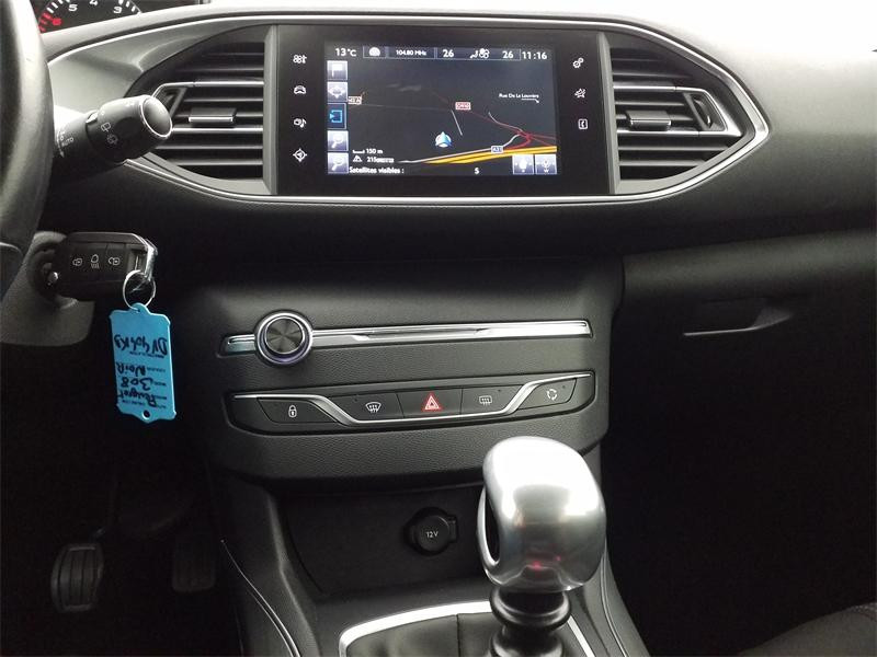 Occasion PEUGEOT 308 1.2 Puretech 130ch Allure S&S 5p 2015 Noir Perla Nera 9390 € à Lesménils