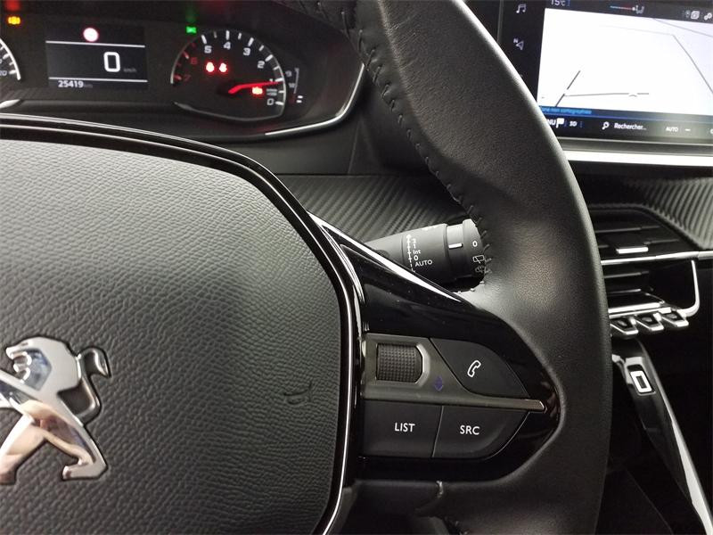 Used PEUGEOT 2008 1.2 PureTech 130ch S&S Active 2020 Gris Platinium (M) € 14790 in Lesménils