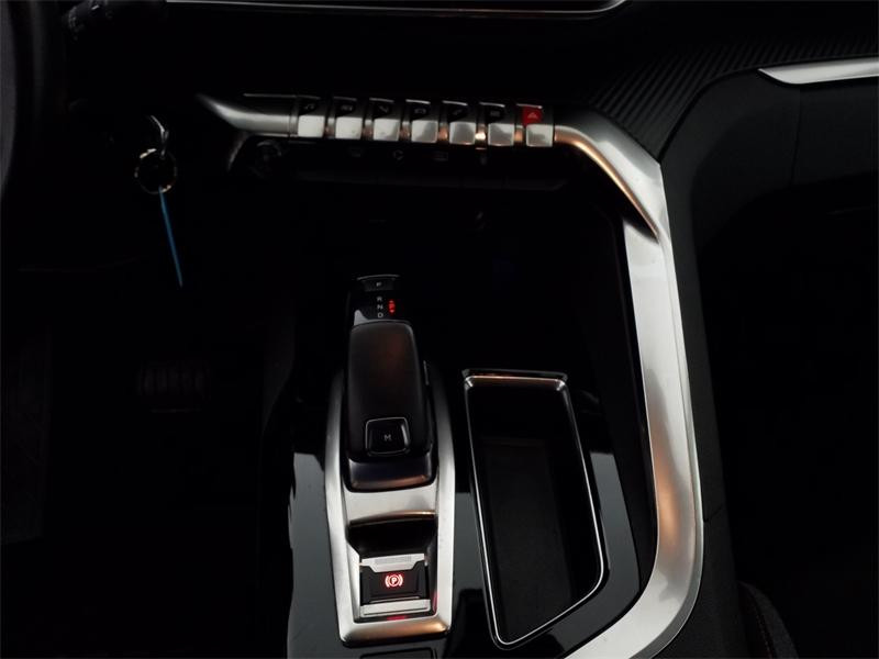Used PEUGEOT 3008 1.2 PureTech 130ch Active Business S&S EAT8 109g 2019 Noir Perla Nera (M) € 16890 in Lesménils