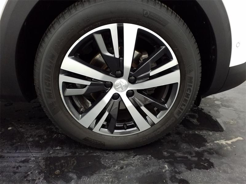 Used PEUGEOT 3008 1.2 PureTech 130ch Allure S&S EAT8  6cv 2020 Blanc Nacré (S) € 18290 in Lesménils