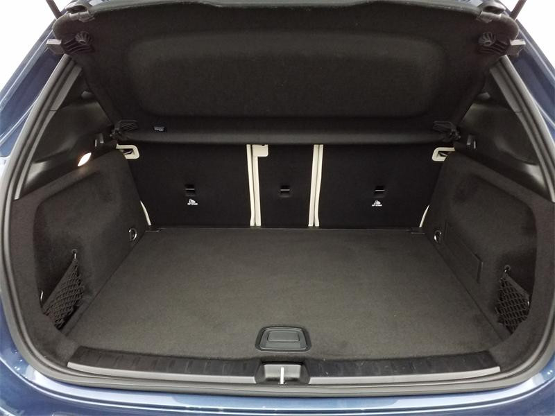 Occasion MERCEDES-BENZ GLA 200 163ch Progressive Line 7G-DCT 2021 Bleu denim métallisé 30990 € à Lesménils