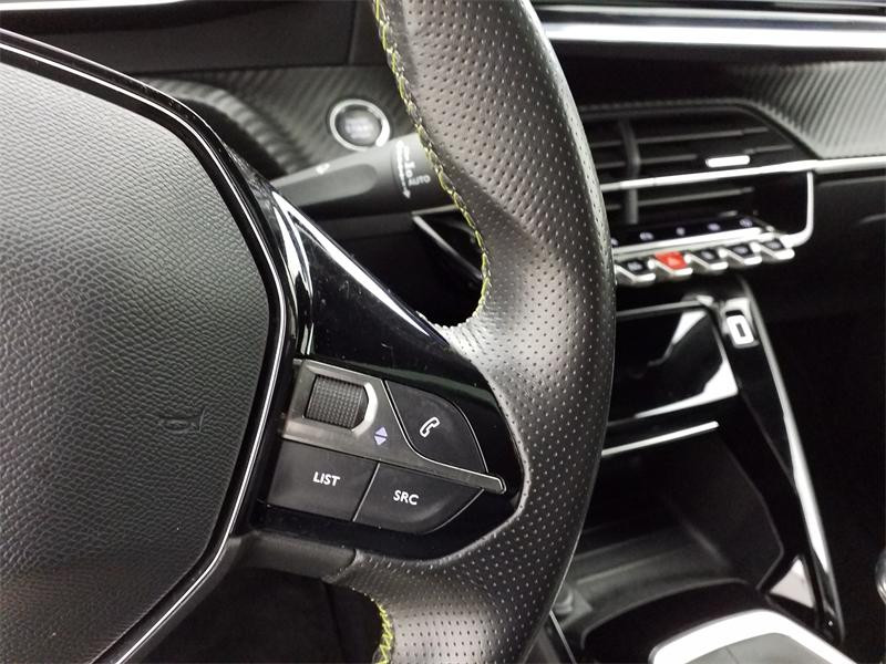 Occasion PEUGEOT 2008 1.2 PureTech 130ch S&S GT Line 124g 2020 Gris Artense (M) 15790 € à Lesménils