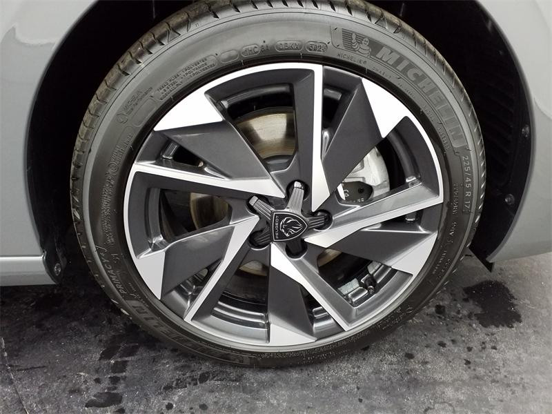 Occasion PEUGEOT 308 1.5 BlueHDi 130ch S&S Allure EAT8 2024 Gris Sélénium (M) 29990 € à Lesménils