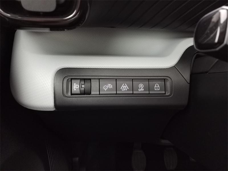 Used CITROEN C3 1.2 PureTech 100ch YOU 2024 Bleu Monte Carlo (O) € 14990 in Lesménils