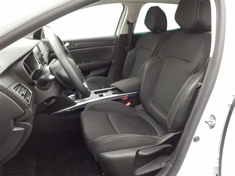 Used RENAULT Megane 1.3 TCe 140ch FAP Limited 2019 Blanc Nacre € 14490 in Lesménils