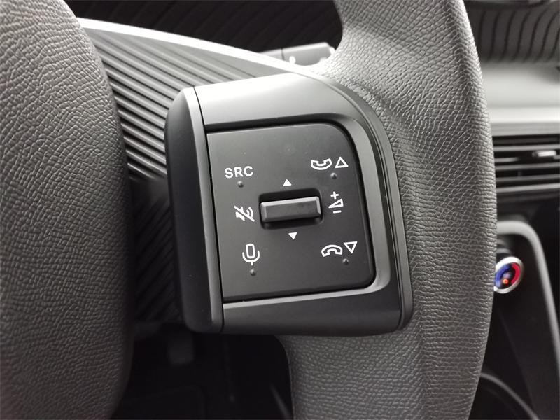 Used CITROEN C3 1.2 PureTech 100ch YOU 2024 Bleu Monte Carlo (O) € 14990 in Lesménils