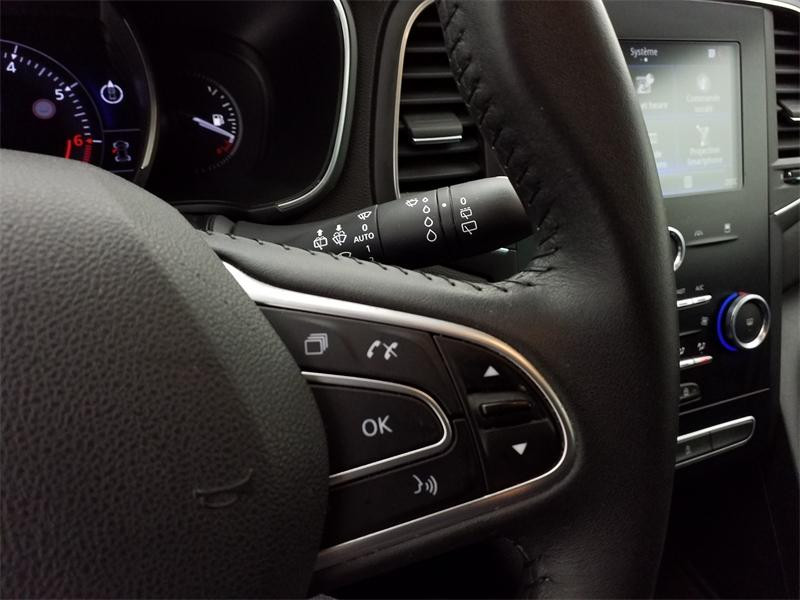 Used RENAULT Megane 1.3 TCe 140ch FAP Limited 2019 Blanc Nacre € 14490 in Lesménils