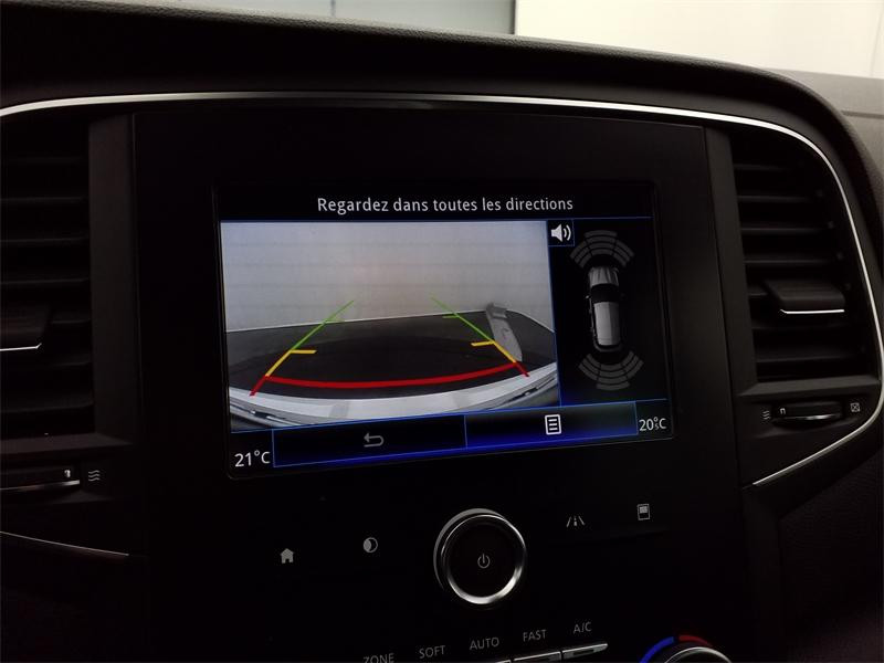 Used RENAULT Megane 1.3 TCe 140ch FAP Limited 2019 Blanc Nacre € 14490 in Lesménils