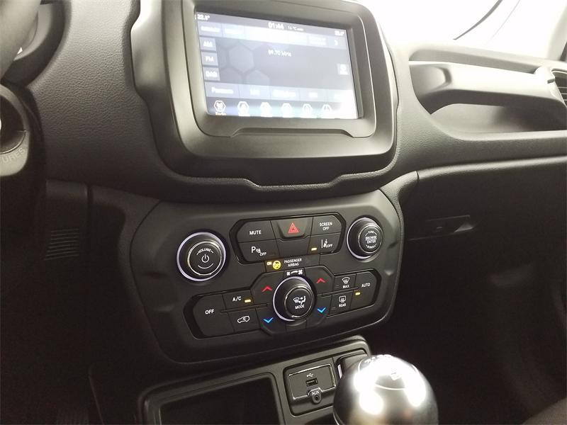 Occasion JEEP Renegade 1.6 MultiJet 130ch Limited MY22 2022 Alpine White 18990 € à Lesménils