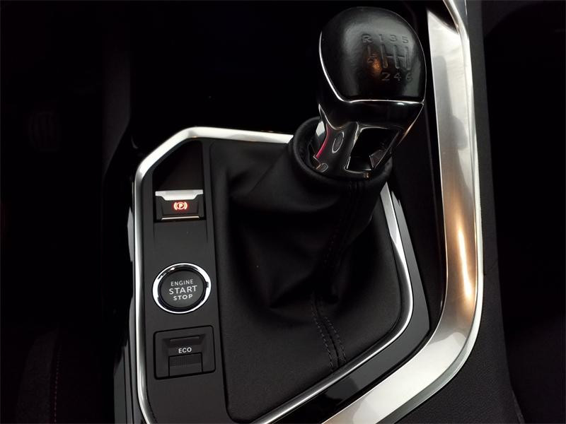 Occasion PEUGEOT 5008 1.2 PureTech 130ch S&S Active Pack 2021 Noir Perla Nera (M) 17990 € à Lesménils