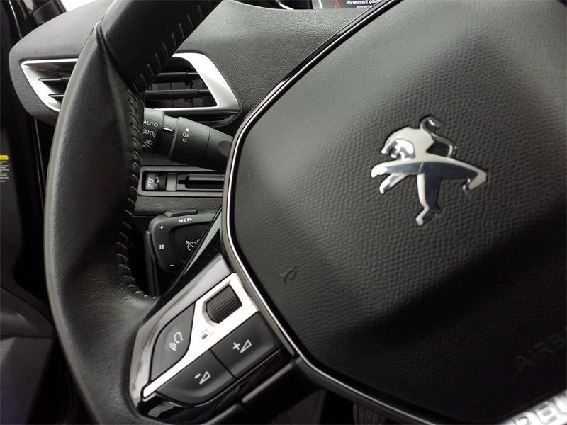 Occasion PEUGEOT 5008 1.2 PureTech 130ch S&S Active Pack 2021 Noir Perla Nera (M) 17990 € à Lesménils