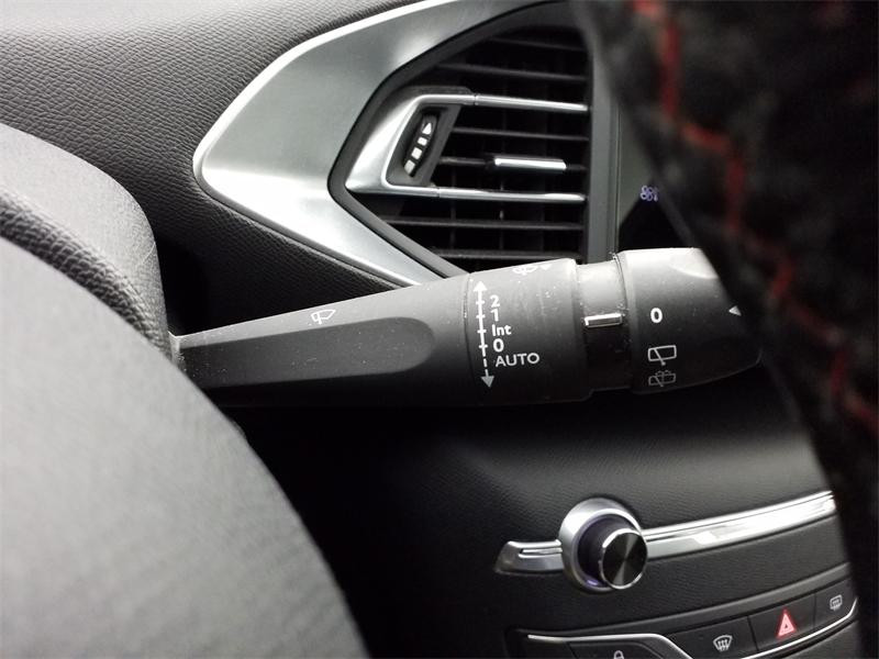 Occasion PEUGEOT 308 SW 1.5 BlueHDi 130ch S&S GT Pack 2020 Blanc Banquise 14490 € à Lesménils