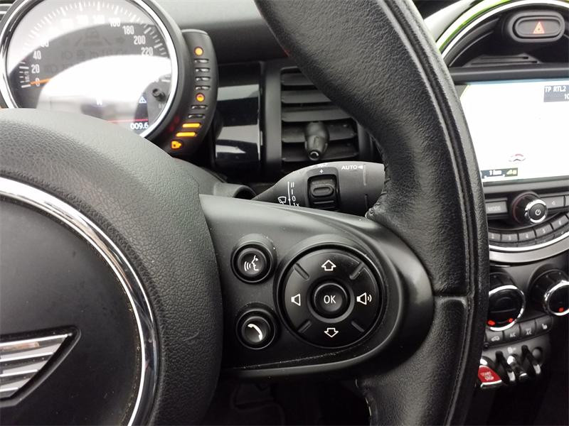 Occasion MINI Cabrio One 102ch 2018 British Racing Green II 16490 € à Lesménils