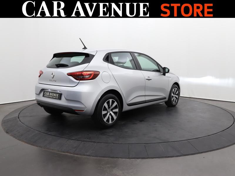 Occasion RENAULT Clio 1.0 TCe 90ch Equilibre 2023 Gris Platine 15490 € à Lesménils