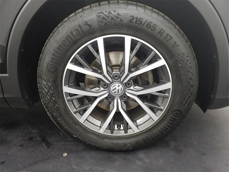 Occasion VOLKSWAGEN Tiguan 2.0 TDI 150ch Confortline Euro6d-T 2019 Noir Intense nacrée 18990 € à Lesménils