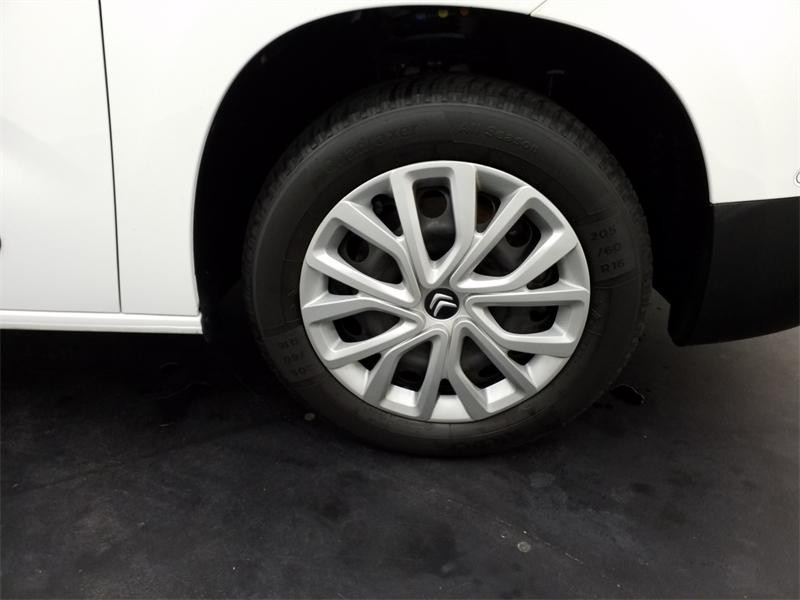 Occasion CITROEN Berlingo M PureTech 130ch S&S Shine EAT8 E6.d 2020 Blanc Banquise (O) 18990 € à Lesménils