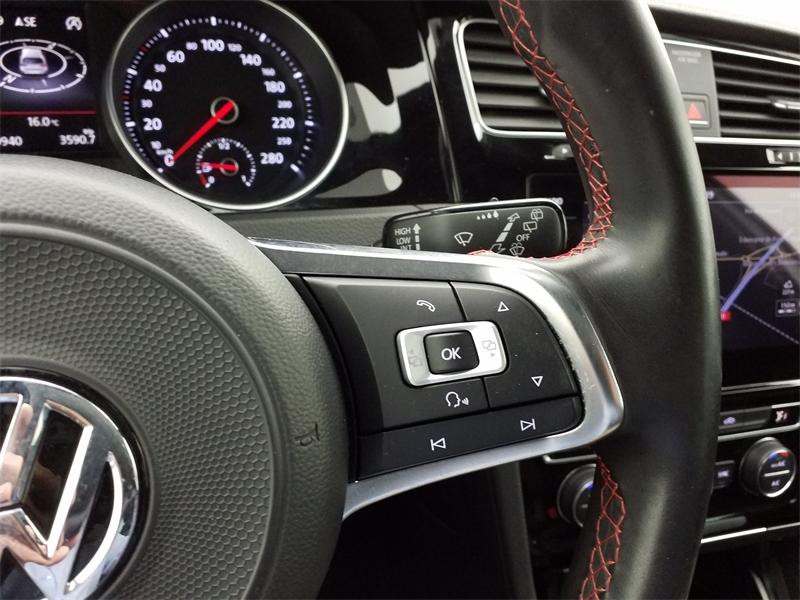 Occasion VOLKSWAGEN Golf 2.0 TSI 230ch BlueMotion Technology GTI Performance 5p 2017 Blanc Oryx 20990 € à Lesménils