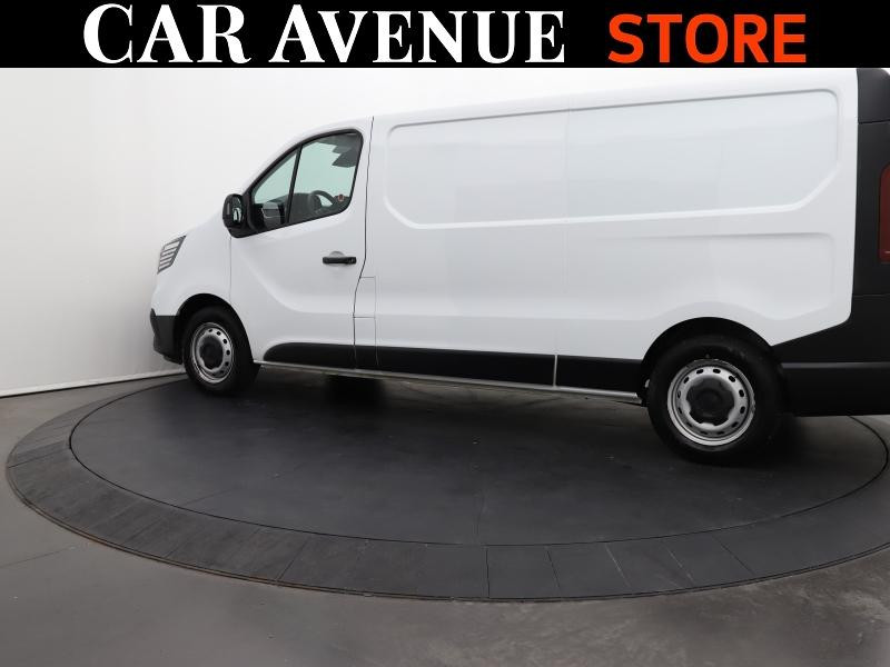 Used RENAULT Trafic Fg L2H1 3T 2.0 Blue dCi 130ch Grand Confort 2022 Blanc Glacier € 21990 in Lesménils