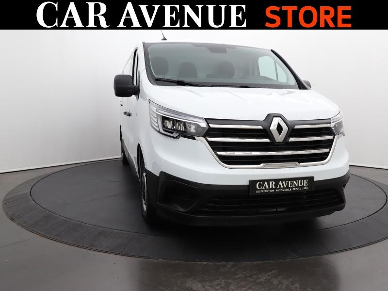 Used RENAULT Trafic Fg L2H1 3T 2.0 Blue dCi 130ch Grand Confort 2022 Blanc Glacier € 21990 in Lesménils