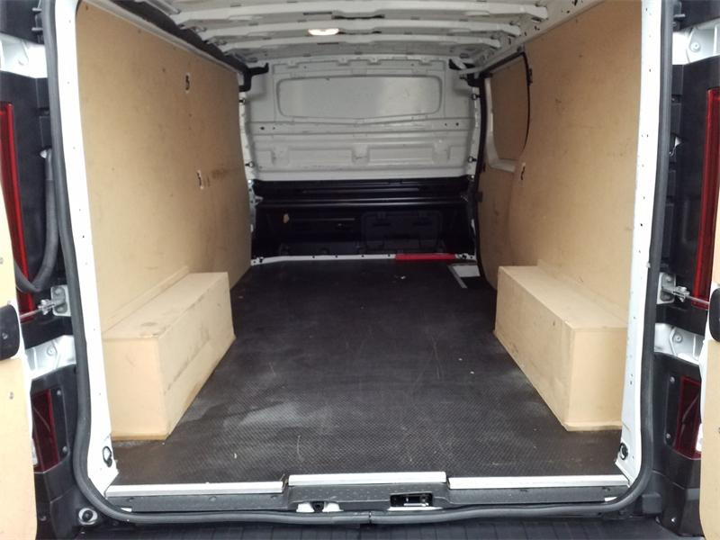 Used RENAULT Trafic Fg L2H1 3T 2.0 Blue dCi 130ch Grand Confort 2022 Blanc Glacier € 21990 in Lesménils