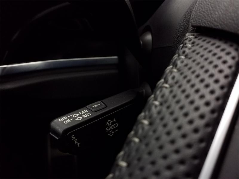 Used AUDI Q3 35 TDI 150ch S line quattro S tronic 7 2020 Noir Mythic métallisé € 32490 in Lesménils